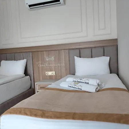 Crown Health & 5* Μπέλεκ